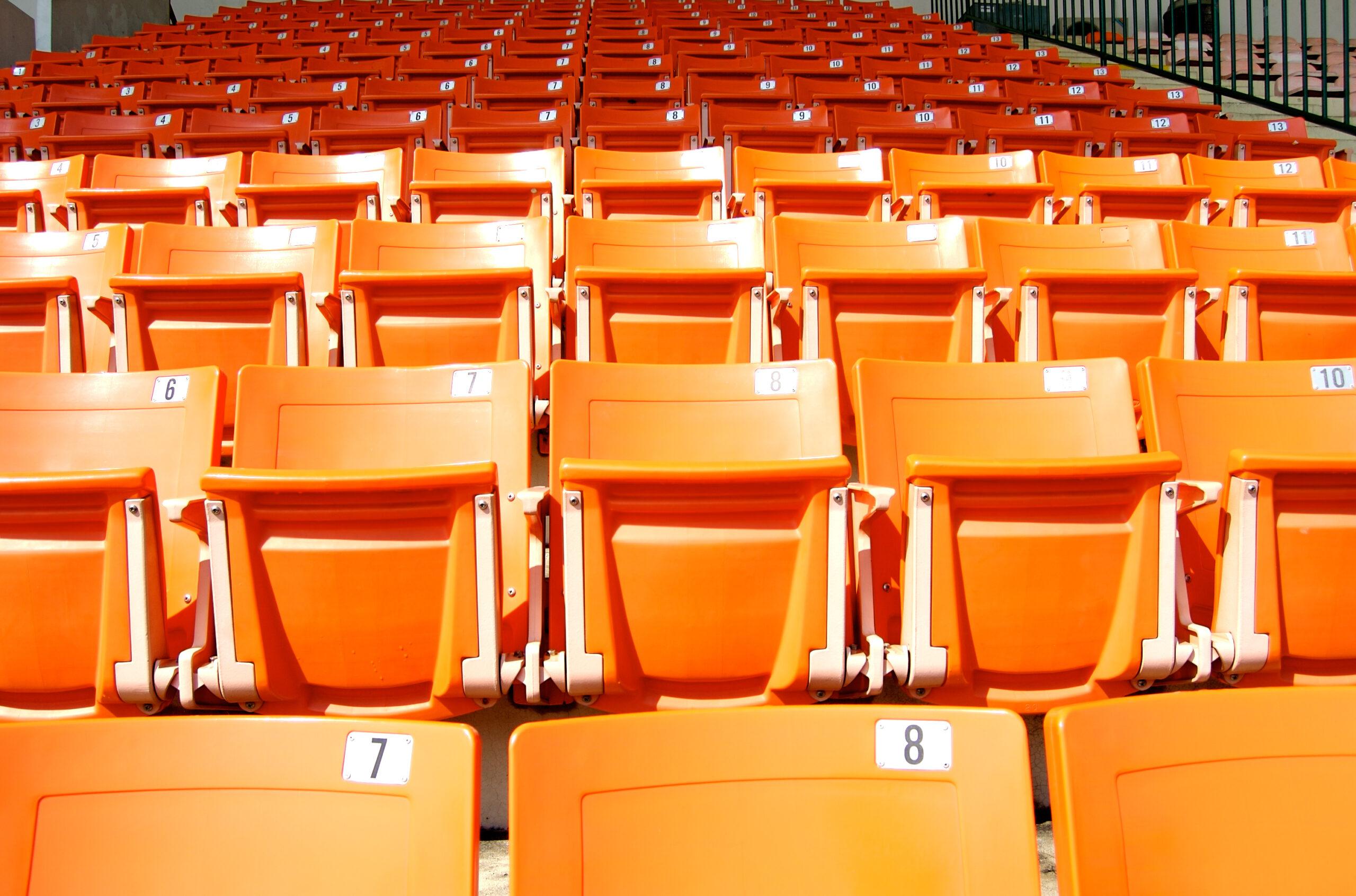 she-went-on-a-second-date-with-a-guy-to-a-baseball-game-and-he-had-so