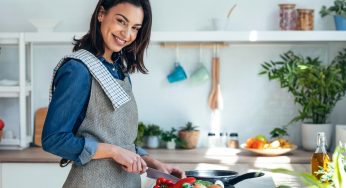 She Told Her Sister’s Boyfriend To Get Out After He Wouldn’t Eat The Fancy Dinner She Spent Hours Cooking And Brought A Container Of Boiled Chicken And Broccoli To Have Instead