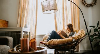 Her Friend Moved In With Her And Expects Her To Pay Her Bills Since She’s Going Through A Rough Time After A Breakup