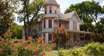 He Told His Fiancée She Needs To Find A Therapist Because Their House Isn’t Haunted